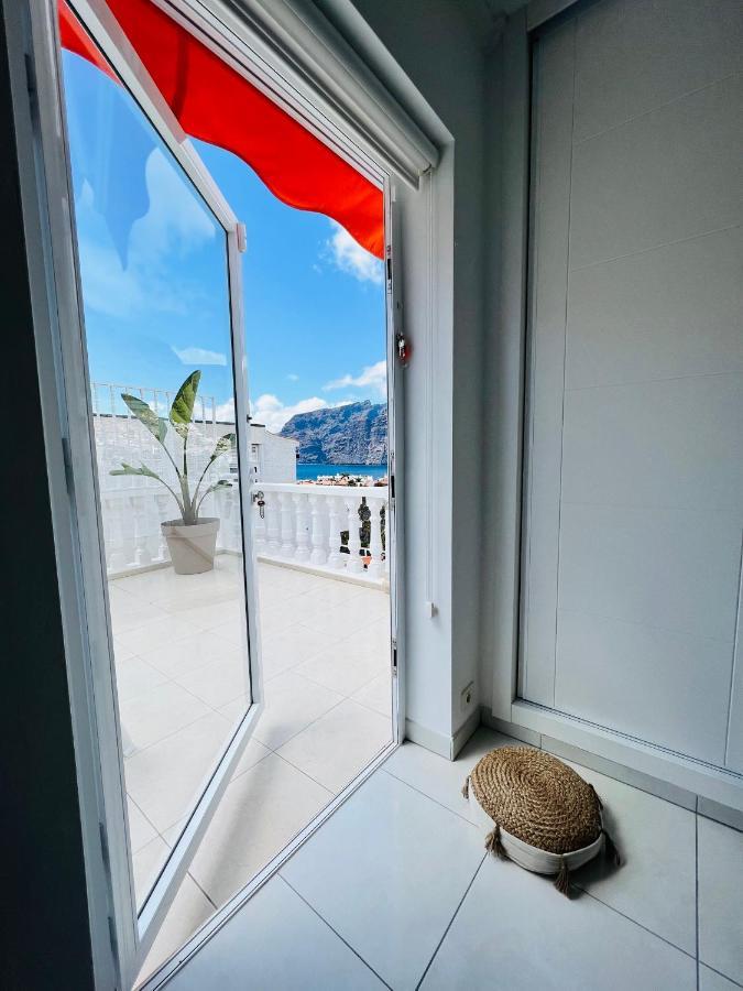 Apartmán Luxury Penthouse With Breathtaking Views And Huge Private Terraces Puerto de Santiago  Exteriér fotografie