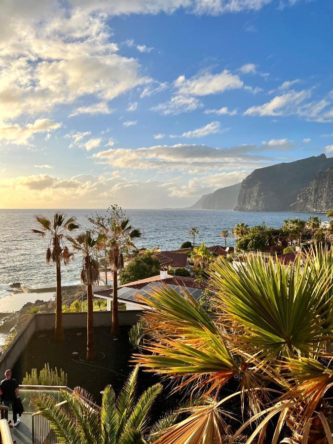 Apartmán Luxury Penthouse With Breathtaking Views And Huge Private Terraces Puerto de Santiago  Exteriér fotografie